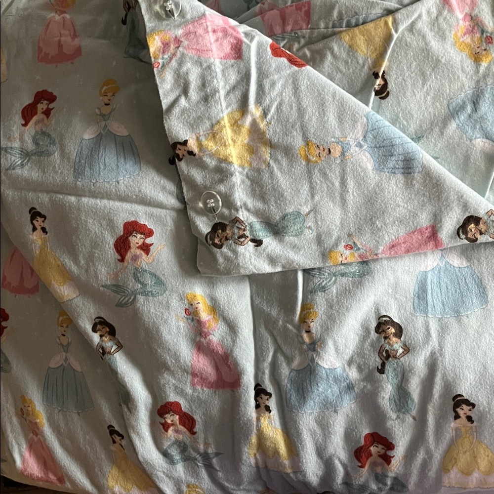 Pottery Barn Kids Disney Princess Flannel Duvet Cover size full/ queen - Picture 6 of 7